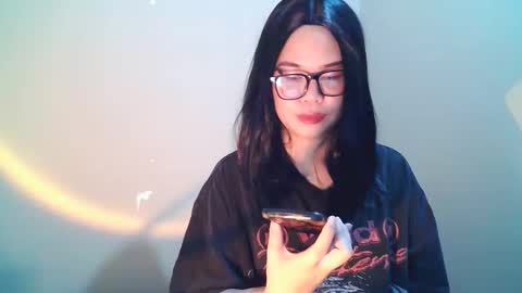 chesca online show from February 15, 2:38 pm