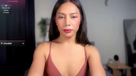 Chi online show from February 16, 4:38 pm