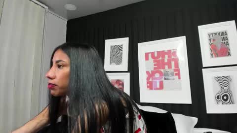 Snapshot of chiara_evanns chatting on September 29, 11:09 am Caro online show from September 29, 11:09 am