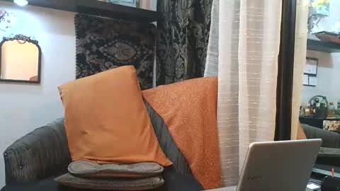 chiarov online show from April 12, 5:00 am