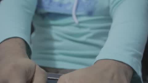 chicagoalex68 online show from December 15, 2:19 am