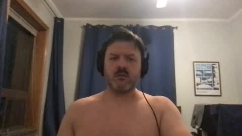 chicagoguy7183 online show from December 22, 5:36 am