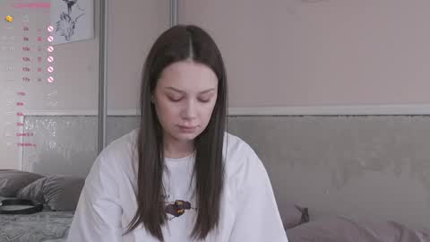 Nicole online show from February 22, 5:55 am