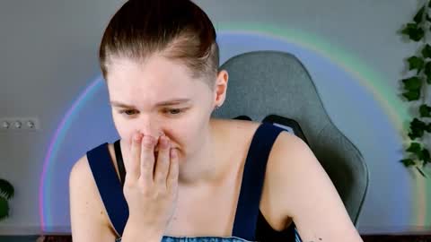 Bella online show from February 12, 9:24 am