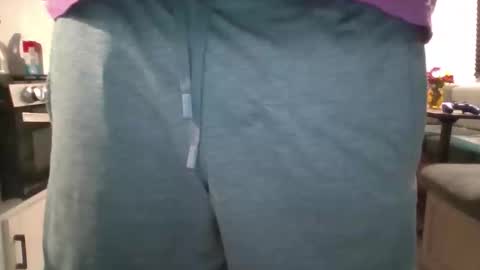 Chip Dougie online show from April 12, 6:23 pm