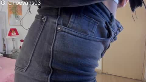 Chloe online show from December 15, 11:28 am