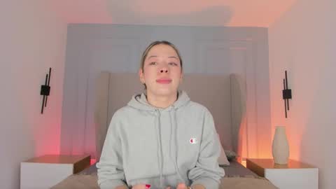 Chloe online show from February 26, 12:19 pm