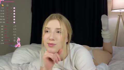 Snapshot of chloe_guidry chatting on February 27, 5:51 am Arianaa Mourrr online show from February 27, 5:51 am