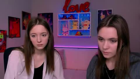 chloe_ley online show from March 6, 12:37 pm