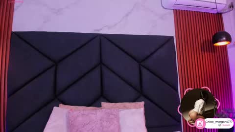 chloe online show from September 28, 11:30 am