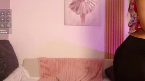 chloe_peach_ online show from March 11, 1:03 pm