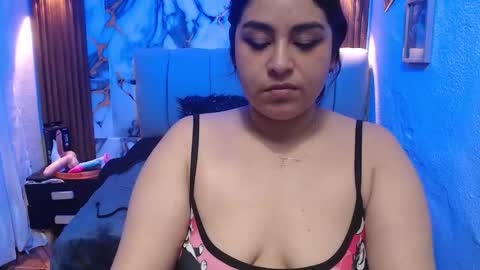chloe_smith5 online show from February 6, 6:54 pm