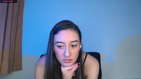 Chloe  online show from November 25, 8:07 pm