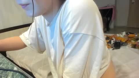 chloe wifey online show from October 24, 4:57 am