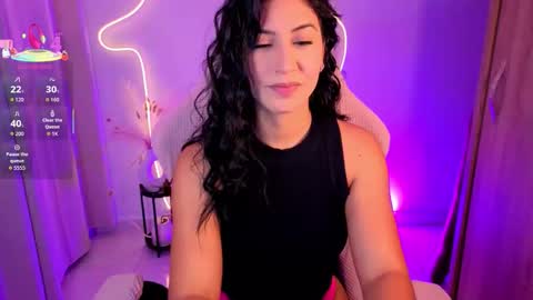 Chloe online show from April 7, 11:01 am