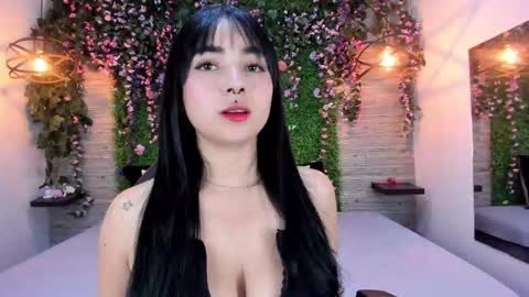 Chloe online show from November 29, 1:13 am