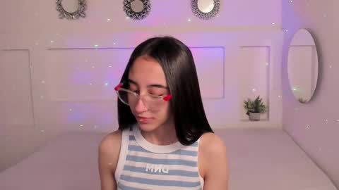 chloehil2 online show from March 1, 8:21 pm