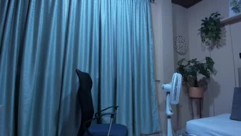 Chloe rosse online show from April 11, 7:07 pm