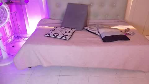 Chloe rosse online show from January 19, 1:04 am