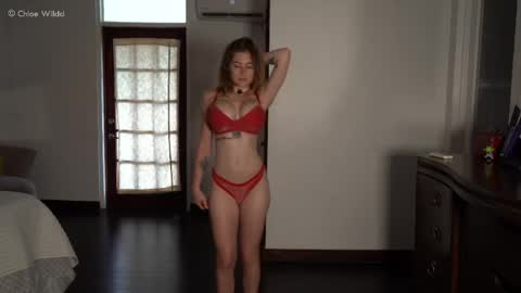 Chloe  online show from April 15, 8:20 pm