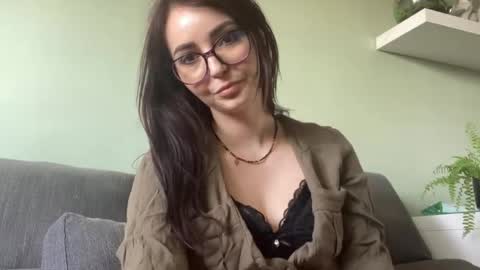 ChloeXNatural online show from May 6, 6:41 am