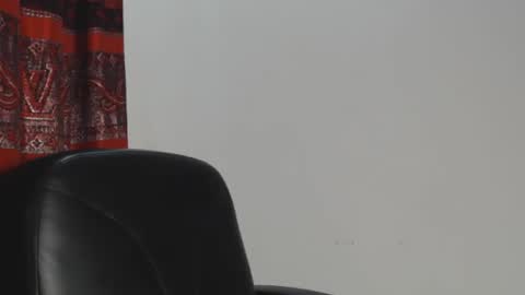 choco_petitqueen online show from December 9, 5:52 pm