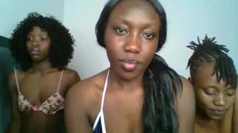 chocobear22 online show from October 22, 6:31 pm