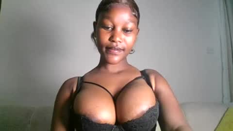 chocolate_divaa online show from July 28, 12:48 pm