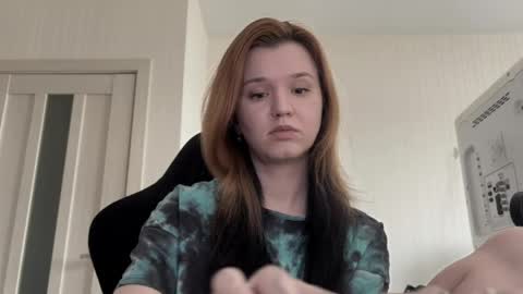 Lissa online show from April 14, 1:36 pm