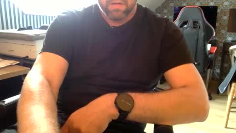 chris13abcd online show from October 8, 1:50 pm