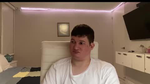 Chris Evens online show from November 17, 10:01 pm