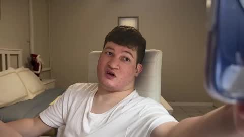 Chris Evens online show from November 20, 8:28 pm