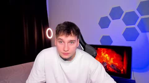 Chris Tyson online show from December 22, 12:45 pm