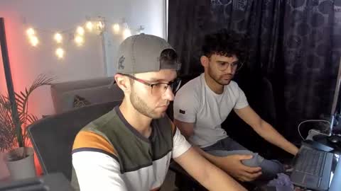 Im Chirs IM MODEL INDEPENDT online show from January 18, 10:28 pm