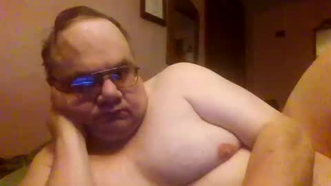 Snapshot of chrismini312 chatting on October 13, 4:09 pm Chris The Jerk Off King online show from October 13, 4:09 pm
