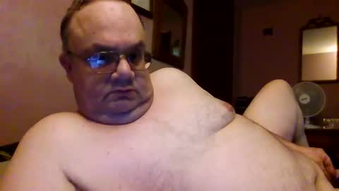 Snapshot of chrismini312 chatting on September 15, 7:04 pm Chris The Jerk Off King online show from September 15, 7:04 pm