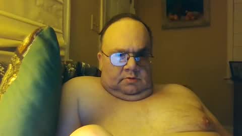 Snapshot of chrismini312 chatting on February 27, 12:46 am Chris The Jerk Off King online show from February 27, 12:46 am
