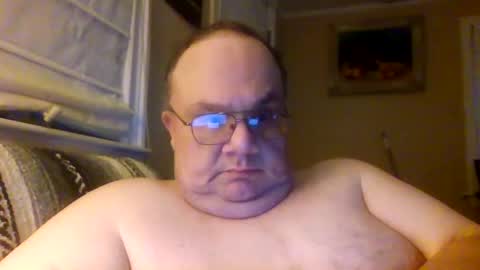 Snapshot of chrismini312 chatting on October 8, 10:16 pm Chris The Jerk Off King online show from October 8, 10:16 pm