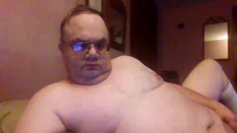Snapshot of chrismini312 chatting on October 18, 12:09 pm Chris The Jerk Off King online show from October 18, 12:09 pm