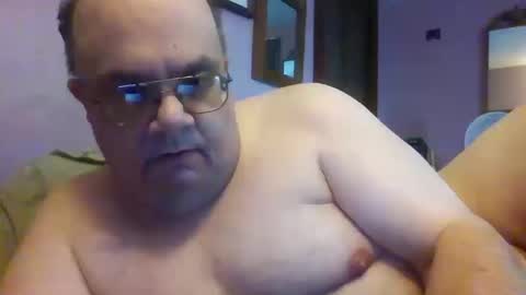 Snapshot of chrismini312 chatting on October 10, 2:01 pm Chris The Jerk Off King online show from October 10, 2:01 pm