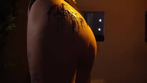 chriss_foxx online show from January 18, 4:05 pm