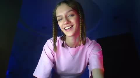 chrissy_joyful online show from May 16, 10:36 am