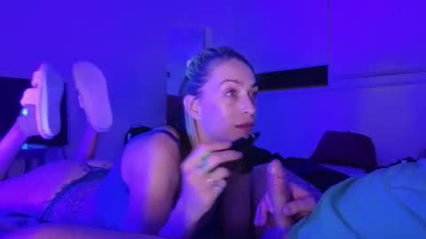 christinabby143 online show from February 11, 4:38 am