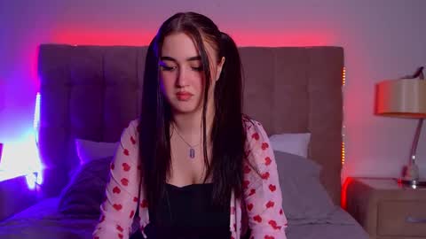 Christina online show from March 10, 9:29 pm