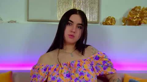 Christina online show from November 13, 6:54 pm