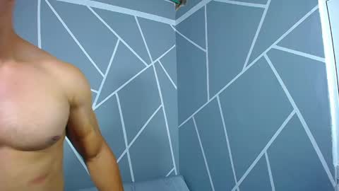 christopher online show from April 18, 3:03 pm