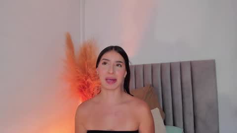 Snapshot of christy_seaa chatting on January 28, 6:28 pm Christy online show from January 28, 6:28 pm