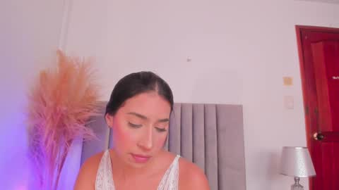 Snapshot of christy_seaa chatting on February 26, 6:26 pm Christy online show from February 26, 6:26 pm