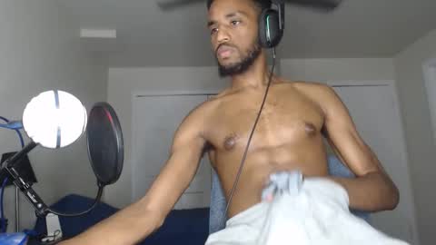 ChrisVacherx online show from November 6, 3:09 am