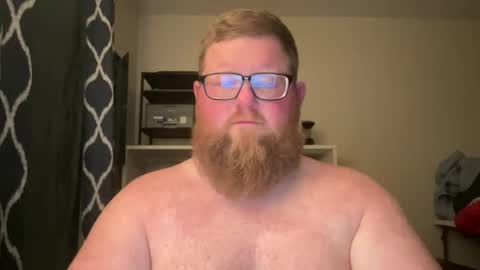 chubbsguy92 online show from June 5, 2:40 am